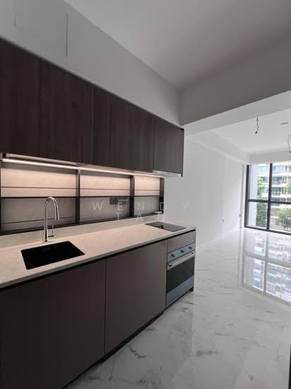 SCENECA RESIDENCE image 1 of 6
