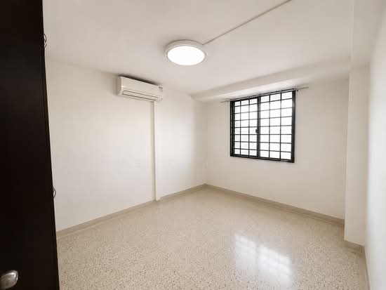 28 NEW UPPER CHANGI ROAD photo 2