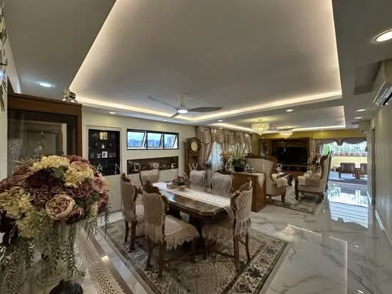 136 Pasir Ris Street 11 image 1 of 10