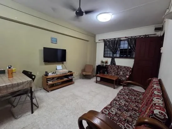 237 Tampines Street 21 image 1 of 10