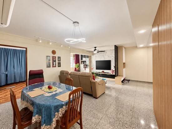 227B Compassvale Drive