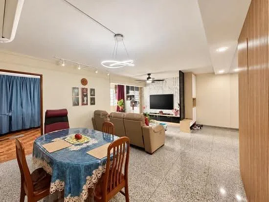 227B Compassvale Drive image 1 of 10