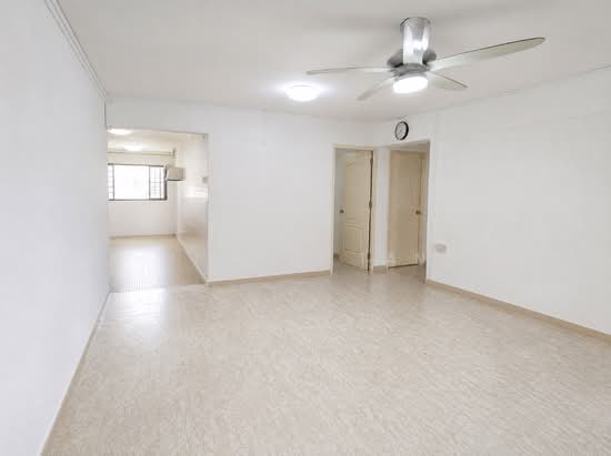 472 ANG MO KIO AVENUE 10 photo 3