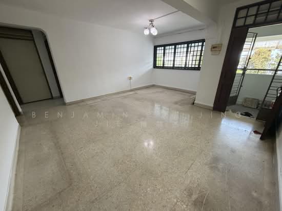409 PANDAN GARDENS image 1 of 6