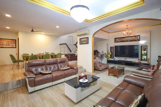 Detached House Near Nex Shopping Mall image 1 of 10