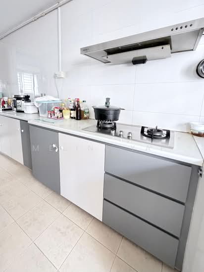 233 SERANGOON AVENUE 3 photo 6