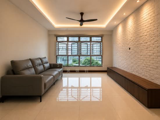 476C UPPER SERANGOON VIEW photo 3