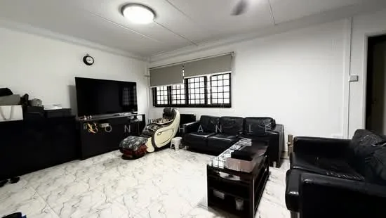 481 Sembawang Drive image 1 of 7