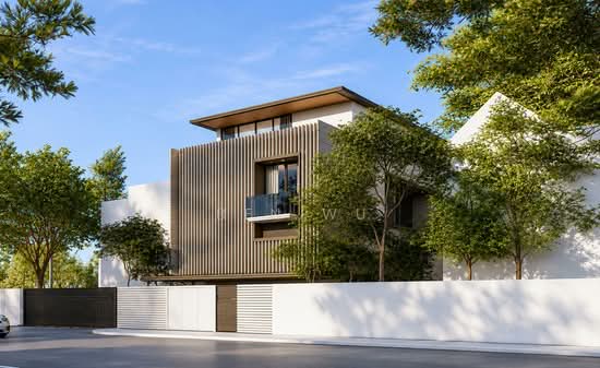 Luxury 6-Bedroom Bungalow for Sale at Namly Drive photo 4