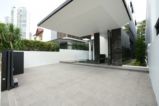Holland Grove Park Mount Sinai / Grove Drive / Holland Park photo 3