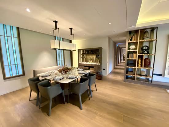 15 HOLLAND HILL photo 5