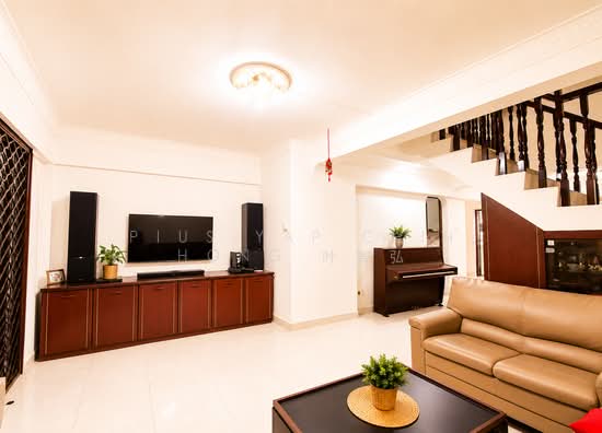 633 HOUGANG AVENUE 8 photo 3