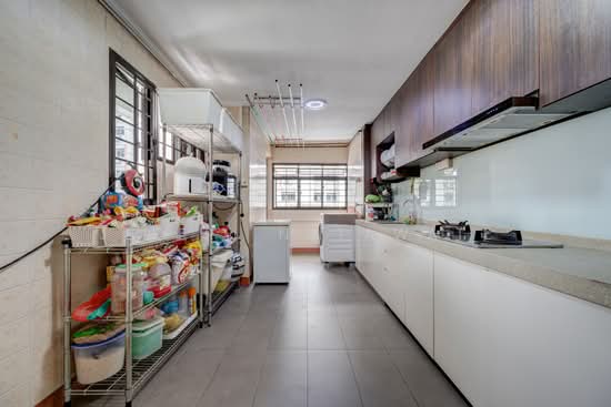 173 WOODLANDS STREET 13 photo 3