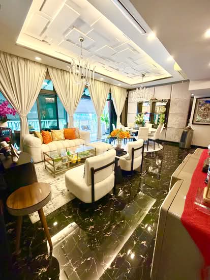 ROSEWOOD SUITES photo 2