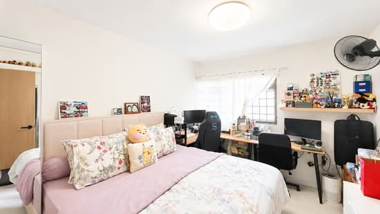 403 PANDAN GARDENS photo 5