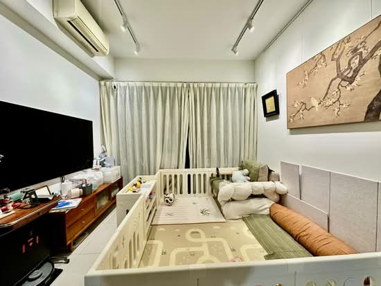 THE PALETTE image 1 of 6