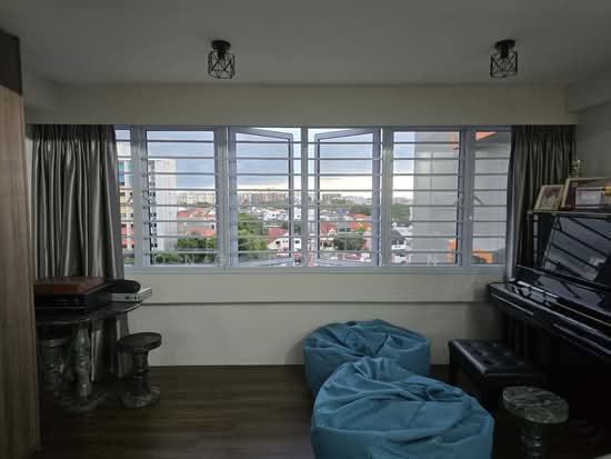 216 SERANGOON AVENUE 4 photo 2