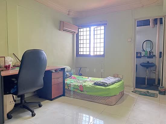 445 ANG MO KIO AVENUE 10 photo 3