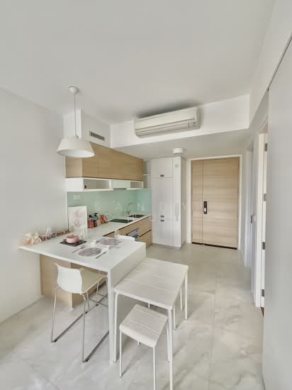 VIIO @ BALESTIER photo 2