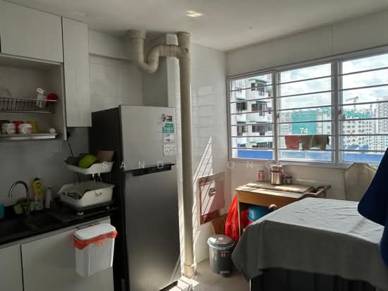 84 WHAMPOA DRIVE photo 6