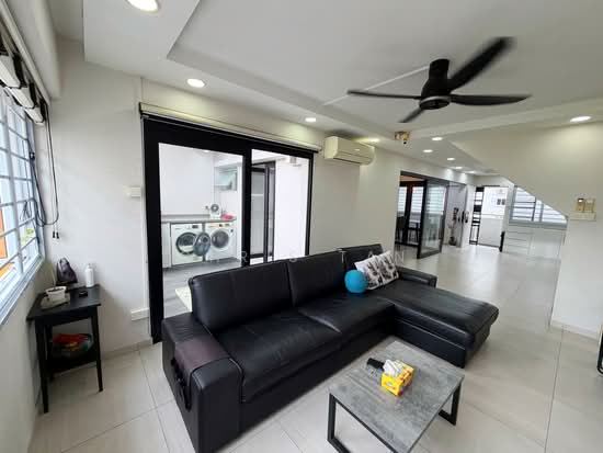 109 TECK WHYE LANE photo 2
