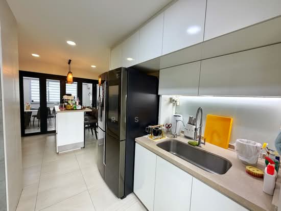 109 TECK WHYE LANE photo 6