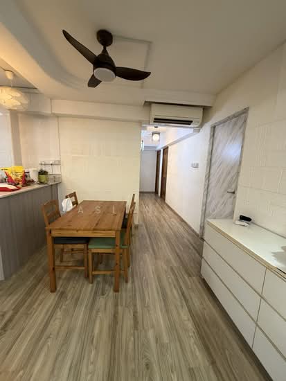 607 WOODLANDS RING ROAD photo 4