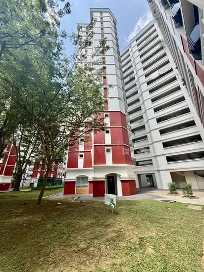 321 SEMBAWANG CLOSE photo 5