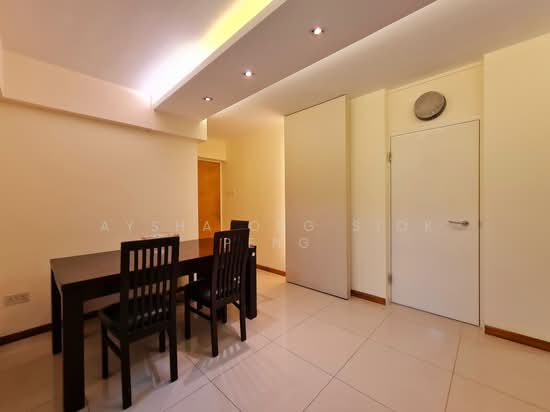 518B TAMPINES CENTRAL 7 photo 4