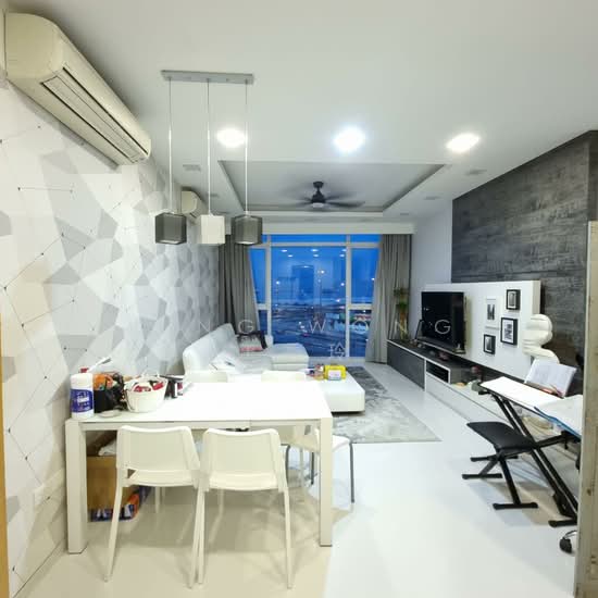 76 SHENTON photo 3