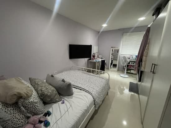 394 YISHUN AVENUE 6 photo 3