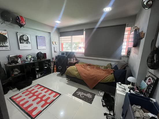 394 YISHUN AVENUE 6 photo 4