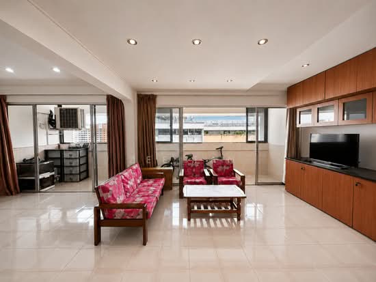 757 YISHUN STREET 72 photo 2