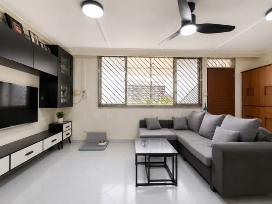 648 HOUGANG AVENUE 8 photo 2