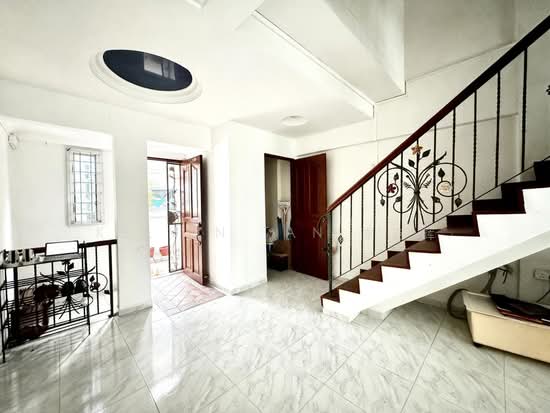 340 JURONG EAST AVENUE 1 photo 2