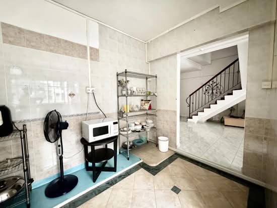 340 JURONG EAST AVENUE 1 photo 4