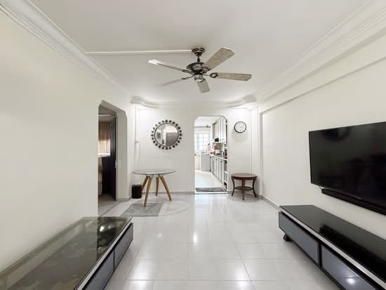 333 BUKIT BATOK STREET 32 photo 2