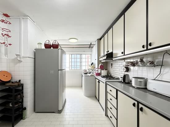 333 BUKIT BATOK STREET 32 photo 4