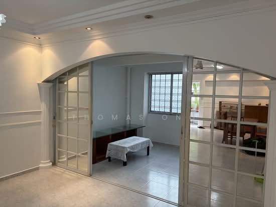 646 PASIR RIS DRIVE 10 photo 4