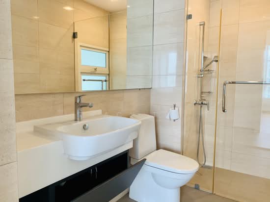 MONTEREY PARK CONDOMINIUM photo 5
