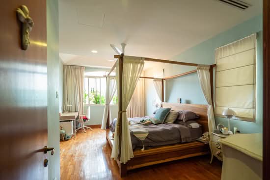 Changi Heights photo 3