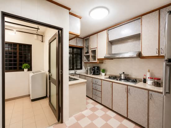 172 HOUGANG AVENUE 1 photo 5