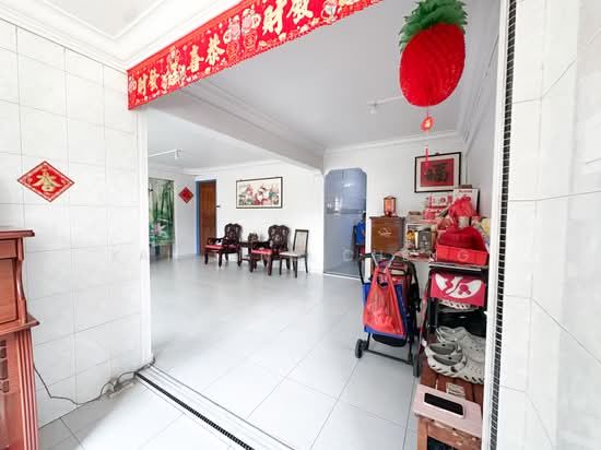 321 WOODLANDS STREET 32 photo 3