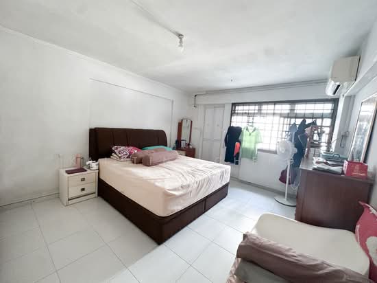 321 WOODLANDS STREET 32 photo 4
