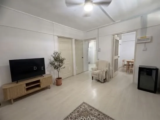 811 Hougang Central image 1 of 7