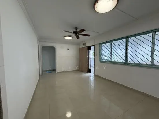 327 Yishun Ring Road image 1 of 8