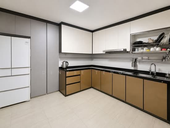 568 HOUGANG STREET 51 photo 2