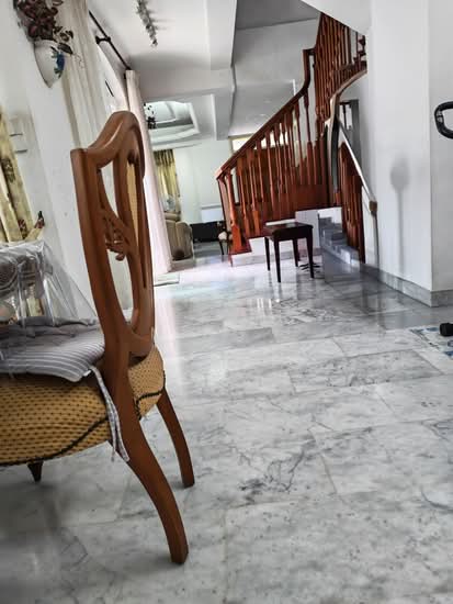 Rare Freehold Corner Terrace — Generous Regular Plot, Low PSF photo 6
