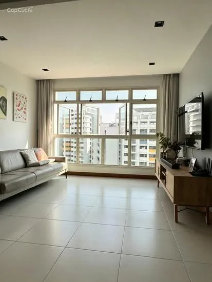 212C Compassvale Drive image 1 of 10