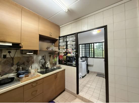607 WOODLANDS RING ROAD photo 3